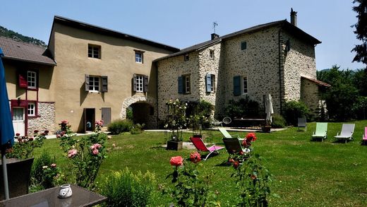 Maison de luxe à Foix, Ariège