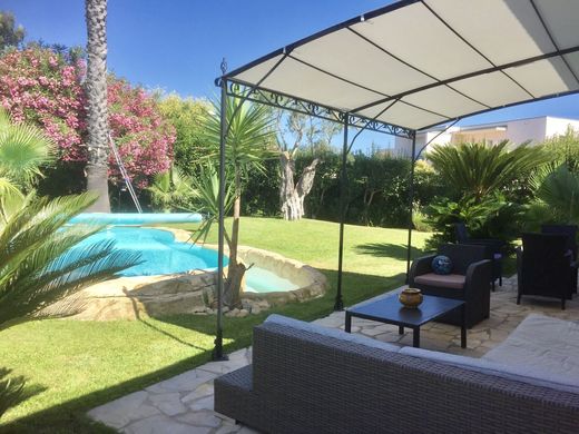 Luxe woning in Le Cap d'Agde, Hérault