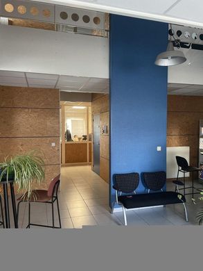 Office in La Chapelle-Saint-Luc, Aube