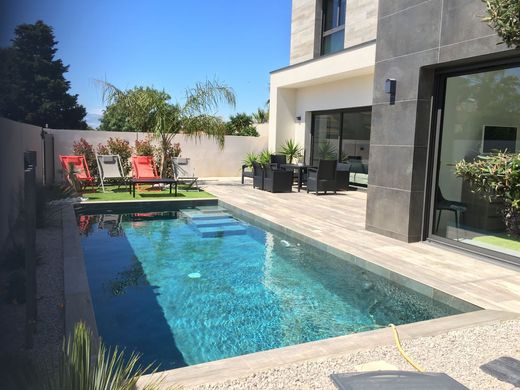 Luxury home in Agde, Hérault