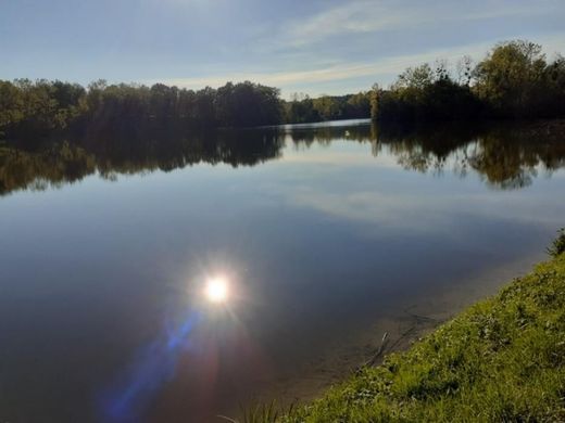 Terrain à Eauze, Gers