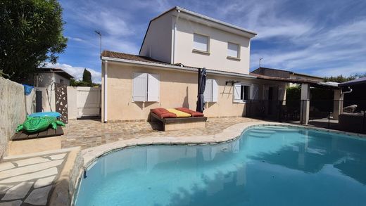 Luxury home in Saint-Aunès, Hérault
