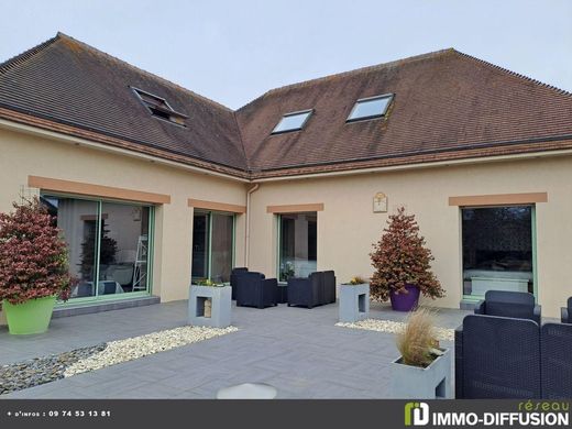 Luxury home in Cairon, Calvados