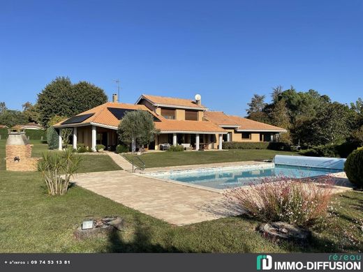 Casa di lusso a Casteljaloux, Lot-et-Garonne