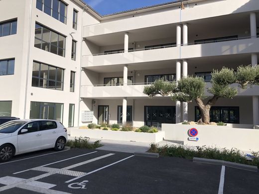 办公室  出租 Aubagne