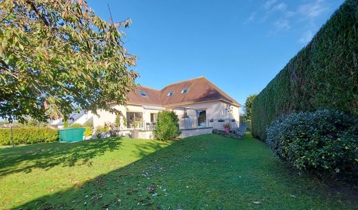 Luxury home in Caen, Calvados