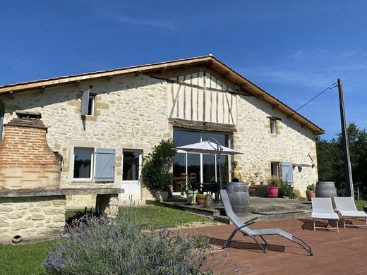 Luxe woning in Marmande, Lot-et-Garonne