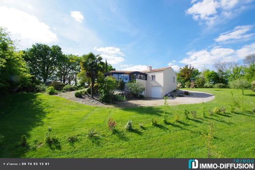 Luxe woning in Le Girouard, Vendée