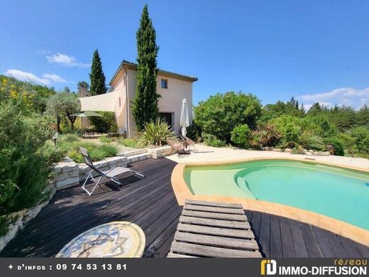 Maison de luxe à Ruoms, Ardèche