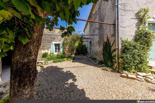 Πολυτελή κατοικία σε Aigues-Vives, Département du Gard