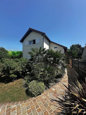 Luxus-Haus in Noiseau, Val-de-Marne