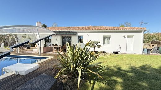 Casa de luxo - Sainte-Foy, Vendée