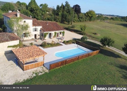 Luxury home in Ruffec, Charente