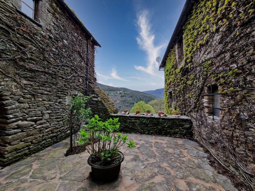 Casa de luxo - Saint-Germain-de-Calberte, Lozère
