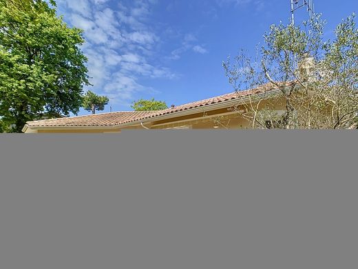 Luxury home in Capbreton, Landes