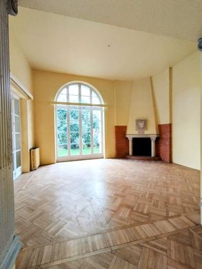 Κτίριο σε Pithiviers, Loiret