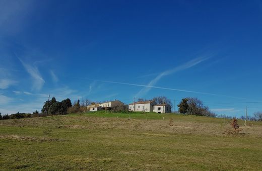 Mirepoix, Ariègeの高級住宅