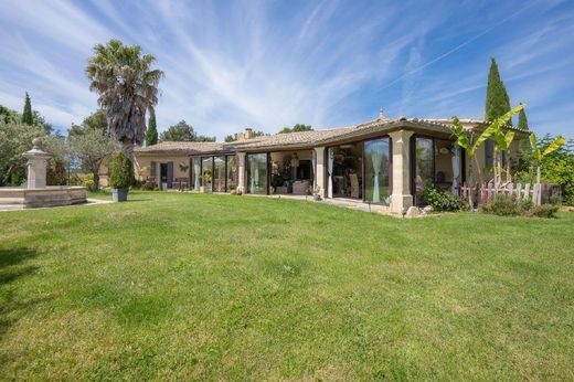Luxury home in Vaison-la-Romaine, Vaucluse