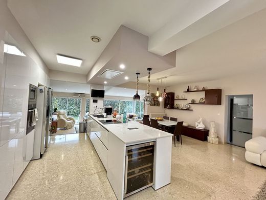 Luxe woning in Le Grau-d'Agde, Hérault