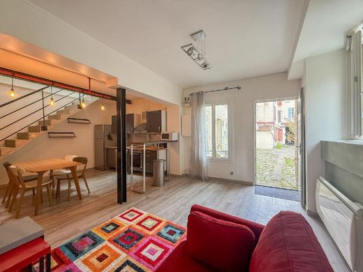 Luxus-Haus in Nanterre, Hauts-de-Seine