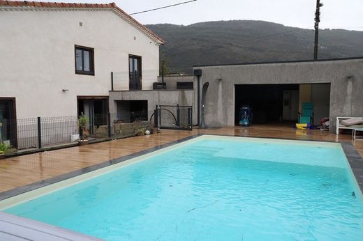 Maison de luxe à Foix, Ariège