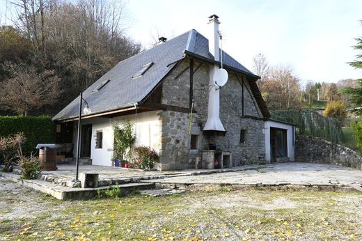 Luxus-Haus in Épagny, Haute-Savoie