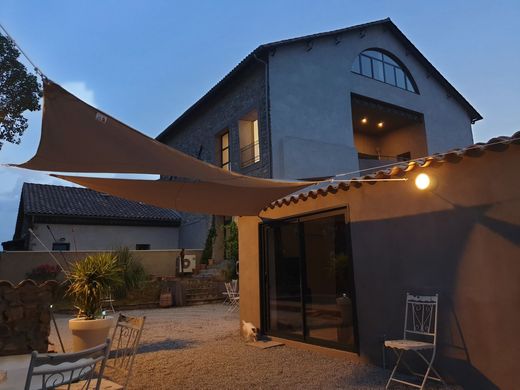 Maison de luxe à Nîmes, Gard