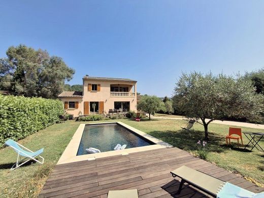 Luxury home in Les Vans, Ardèche