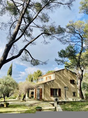 Luxury home in Carpentras, Vaucluse