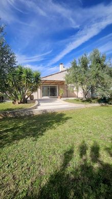 Luxe woning in Clermont-l'Hérault, Hérault
