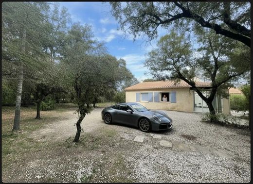 Maison de luxe à Assas, Hérault