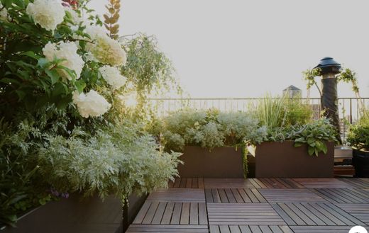 Apartment in Tassin-la-Demi-Lune, Rhône