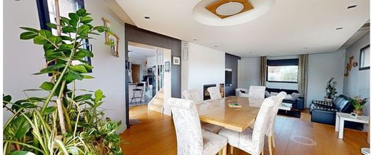 Luxury home in Mauguio, Hérault