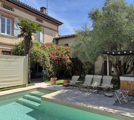 Luxury home in Lavaur, Tarn