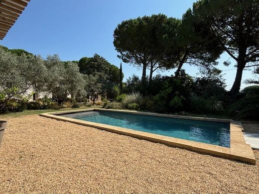 Maison de luxe à Nîmes, Gard