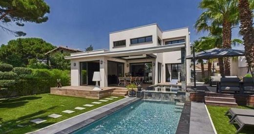 Luxury home in Le Grau-d'Agde, Hérault