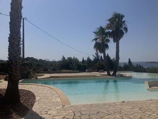 Luxury home in Narbonne, Aude