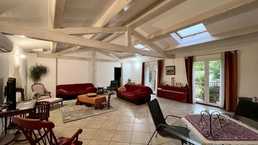 Luxe woning in Laurens, Hérault