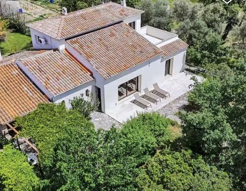 Maison de luxe à Uzès, Gard