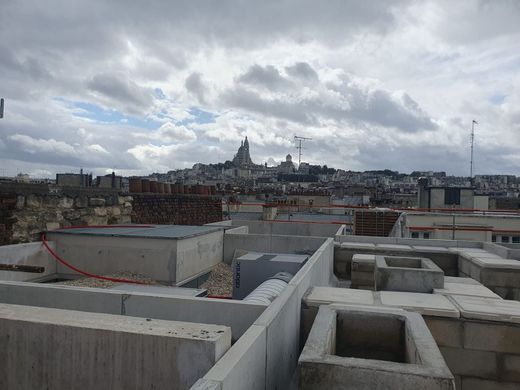 モンマルトル, Parisのアパートメント