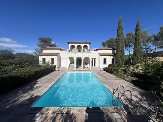 Luxury home in Saint-Mathieu-de-Tréviers, Hérault