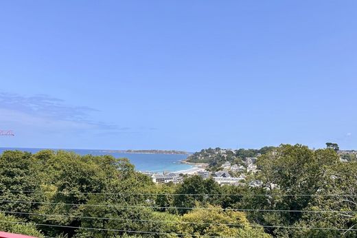 Luxury home in Perros-Guirec, Côtes-d'Armor