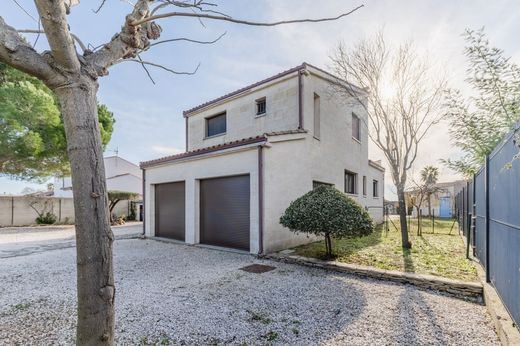 Luxury home in Bessan, Hérault