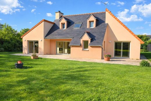 Luxus-Haus in Trégastel, Côtes-d'Armor