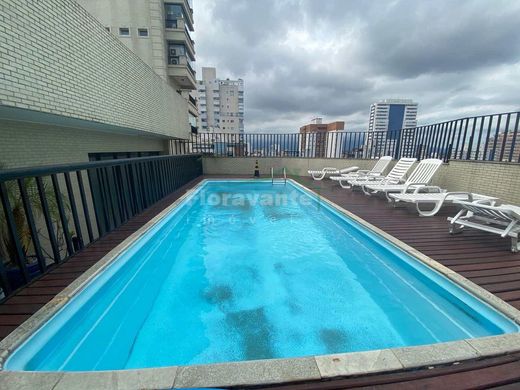 아파트 / Santos, São Paulo