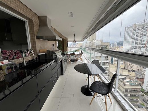 아파트 / Santos, São Paulo