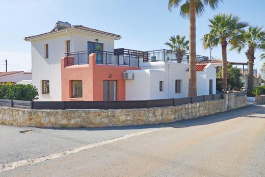 Dom jednorodzinny w Pafos, Paphos District