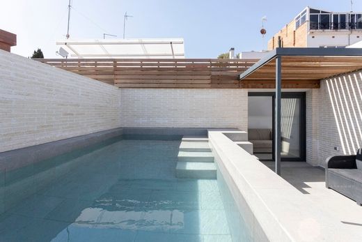 Casa adosada en Esplugues de Llobregat, Provincia de Barcelona
