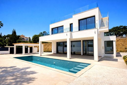 New Golden Mile, マラガの一戸建て住宅