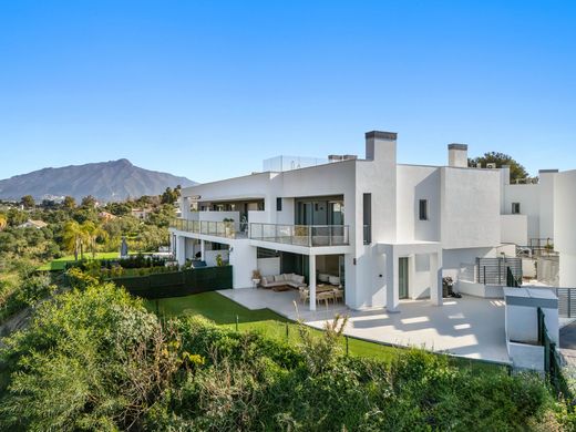 Twee-onder-een-kapwoning in Guadalmina, Provincia de Málaga